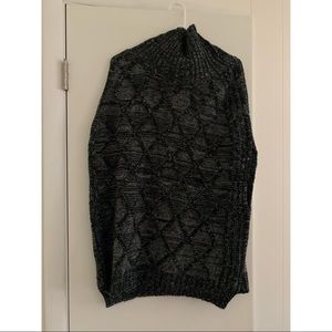 Women’s poncho